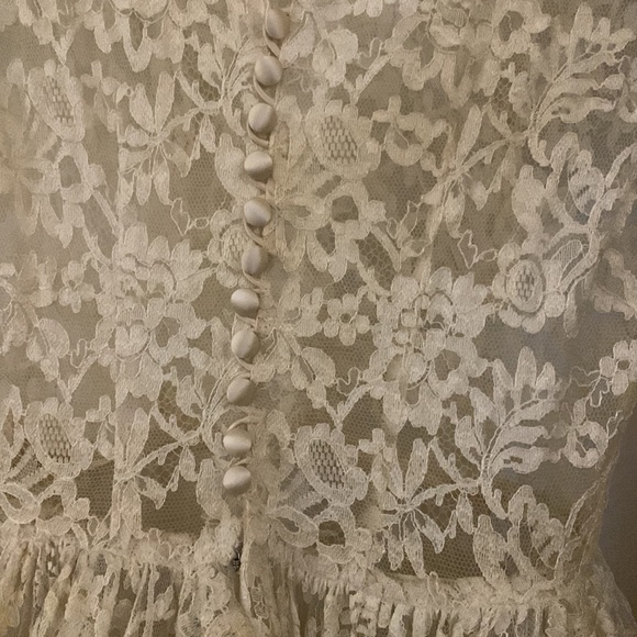 Kathleen Hughes Vintage Lace Dress from the estate of Kathleen Hughes - Picture 6 of 9